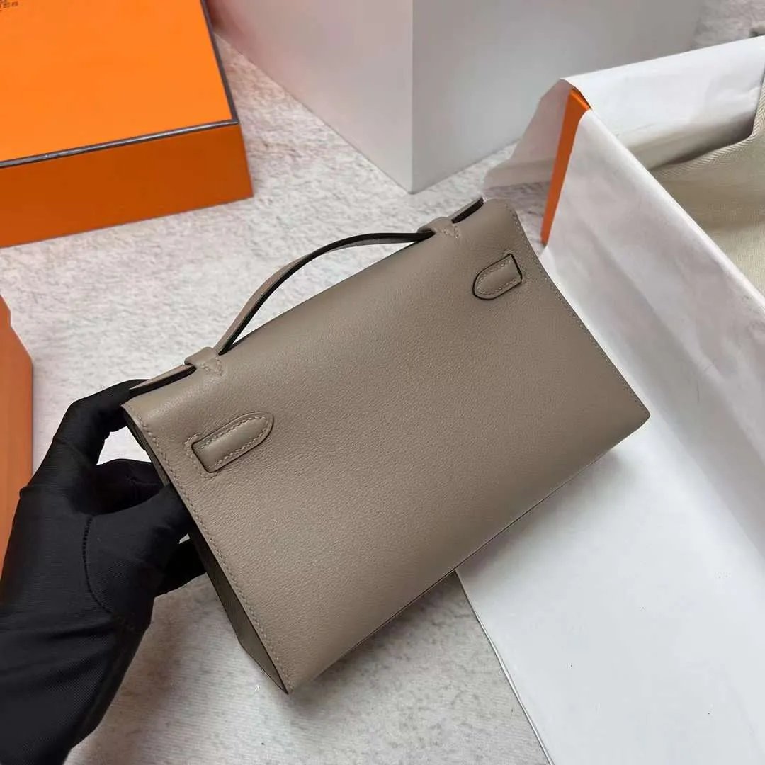 Kelly Pochette 22