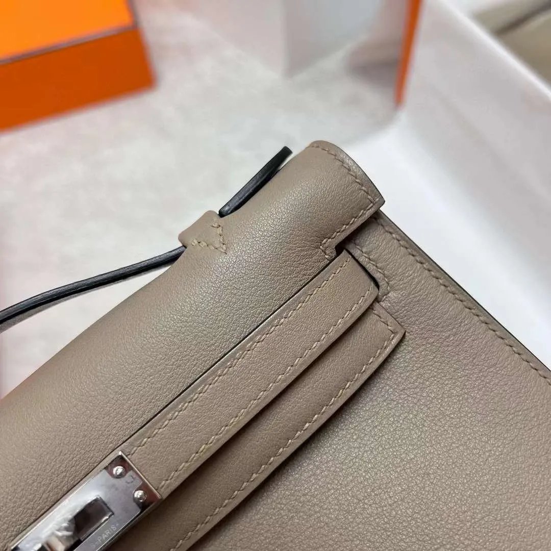 Kelly Pochette 22