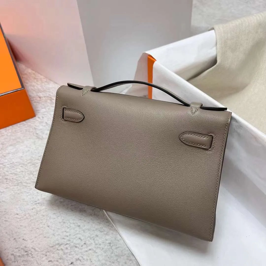 Kelly Pochette 22