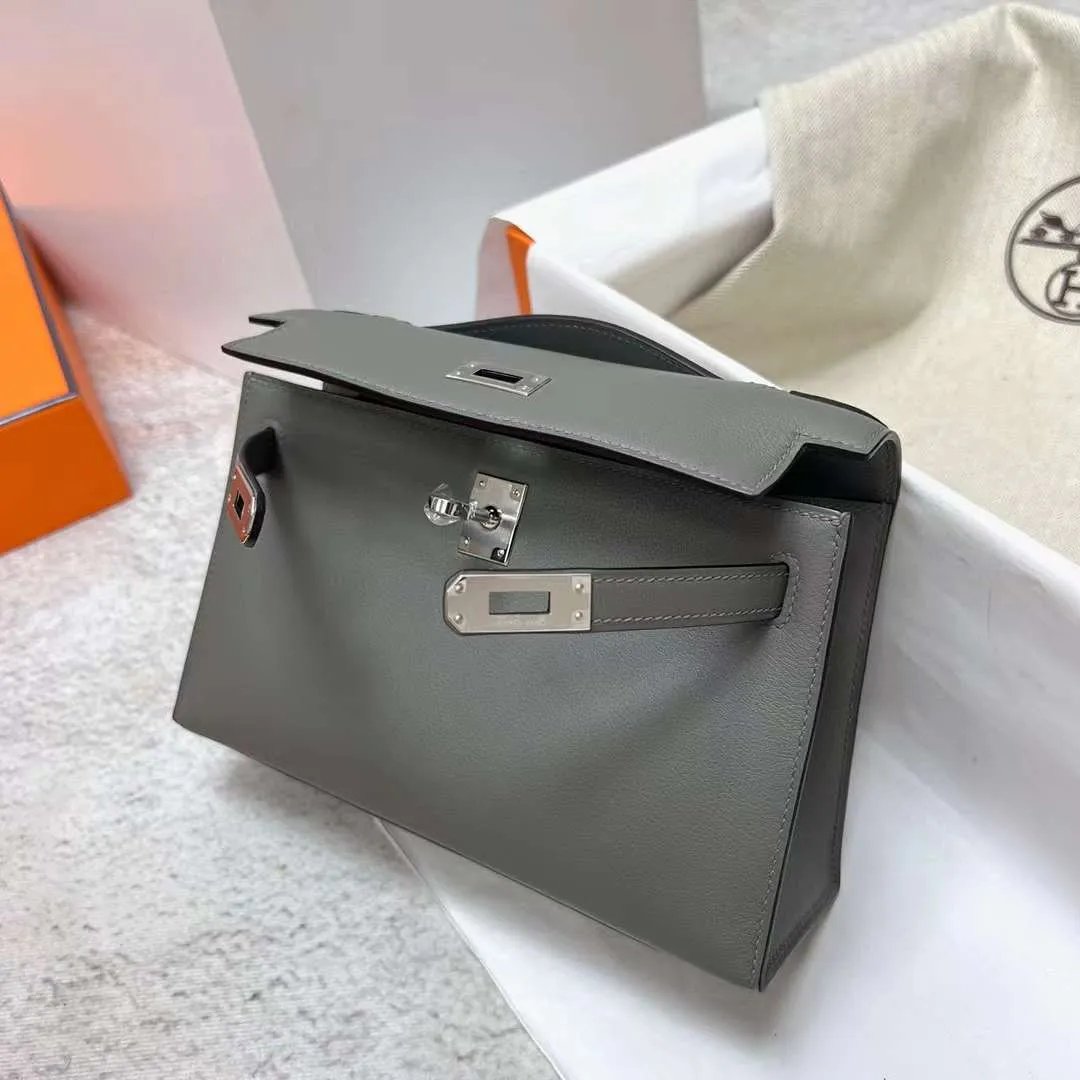 Kelly Pochette 22