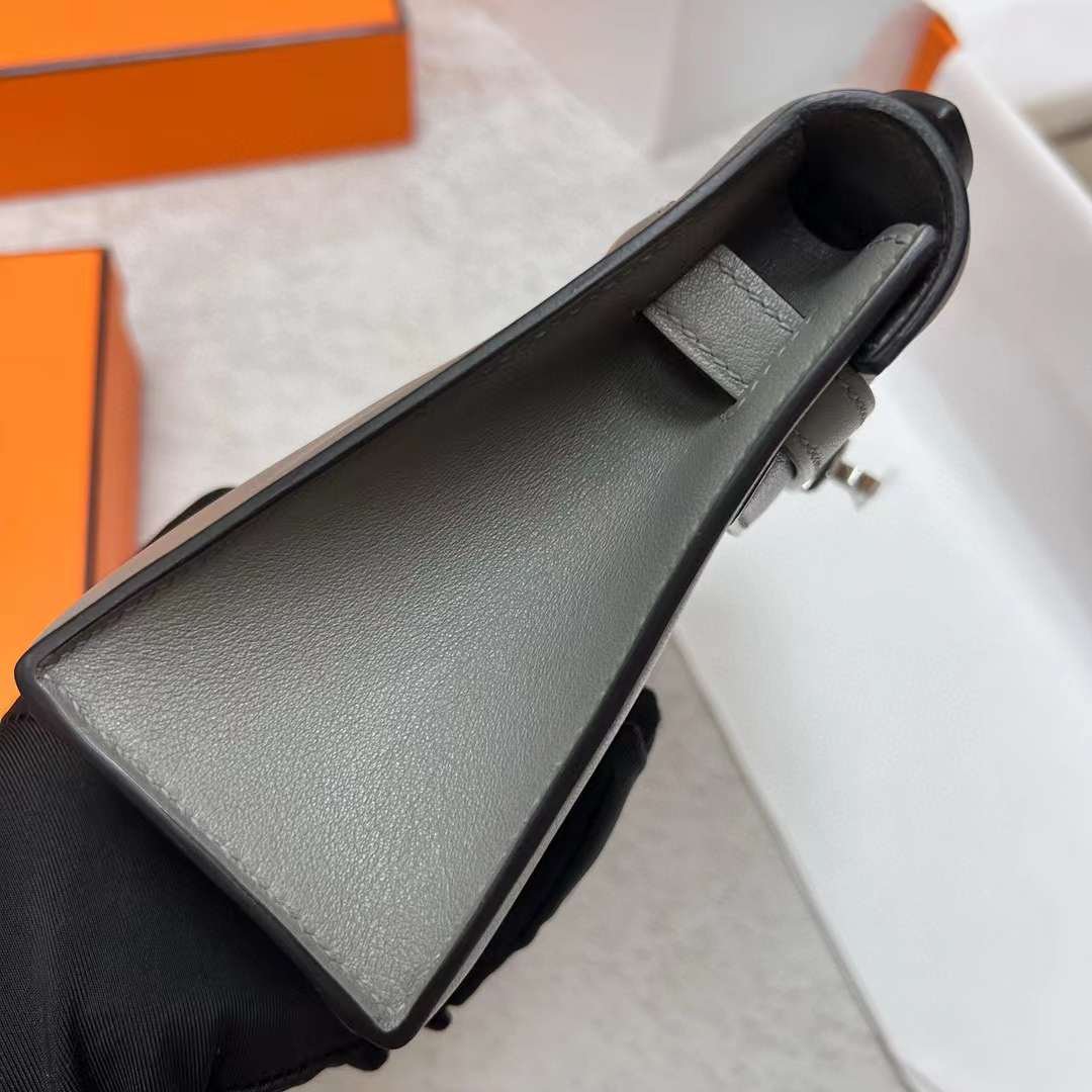 Kelly Pochette 22