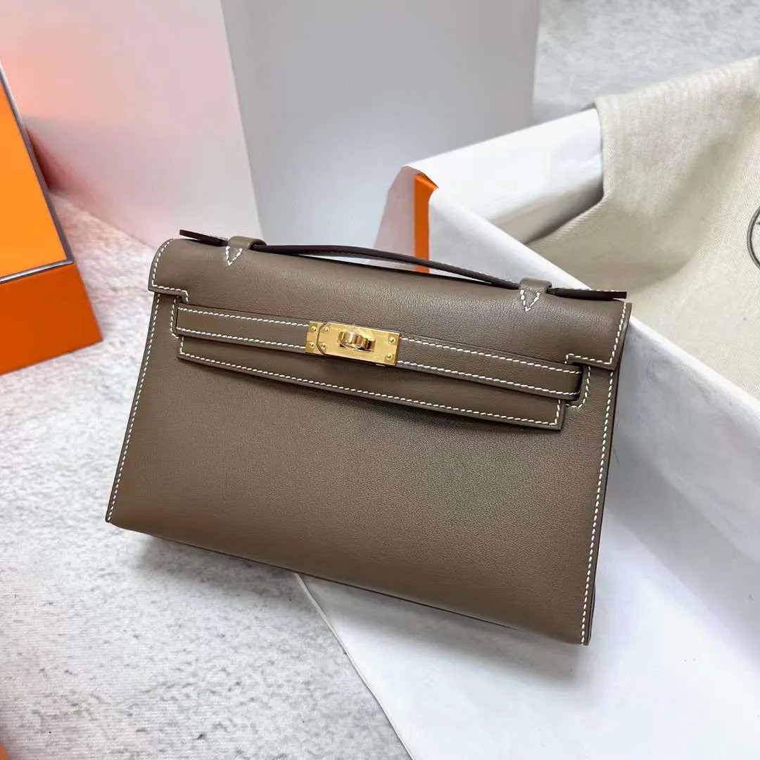 Kelly Pochette 22