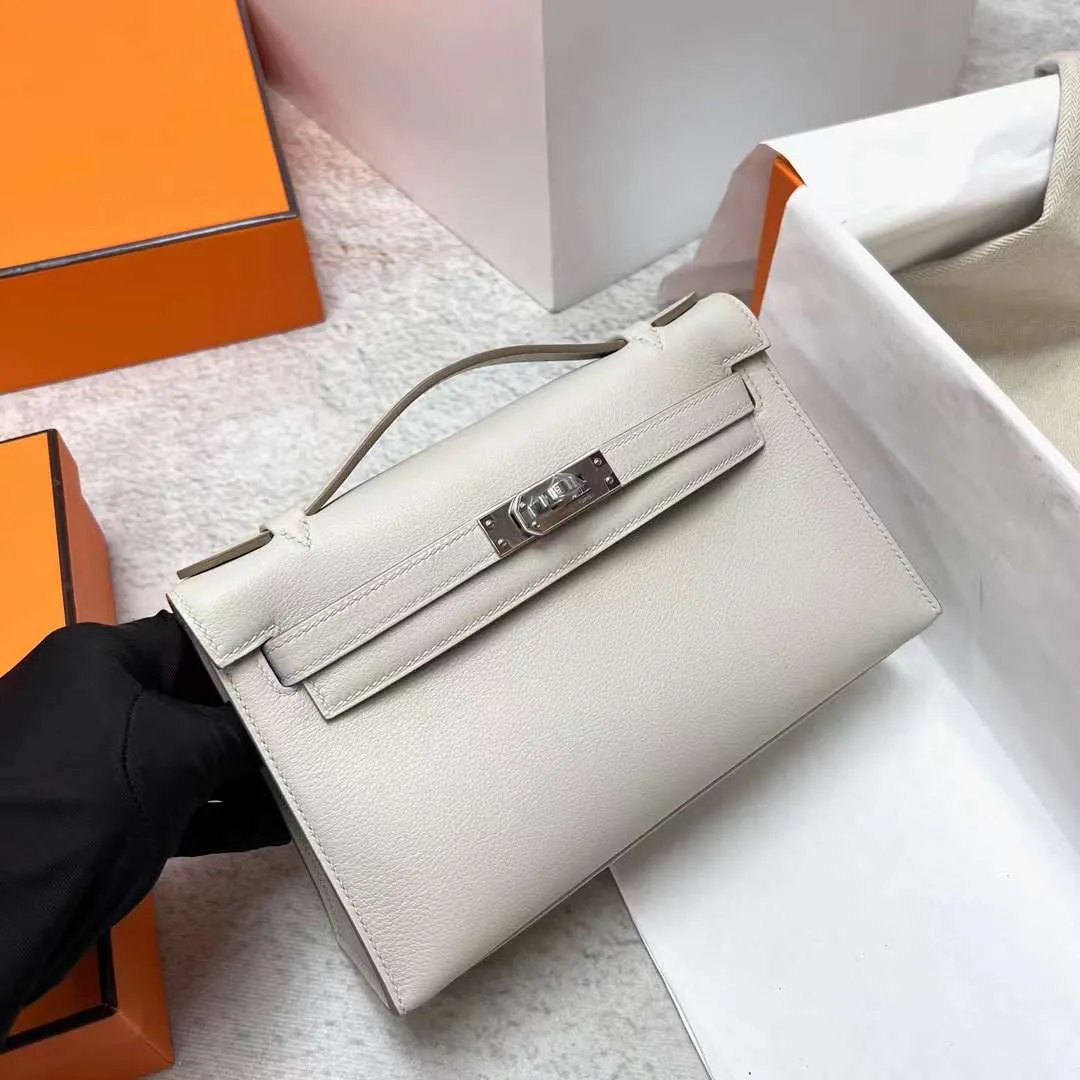 Kelly Pochette 22