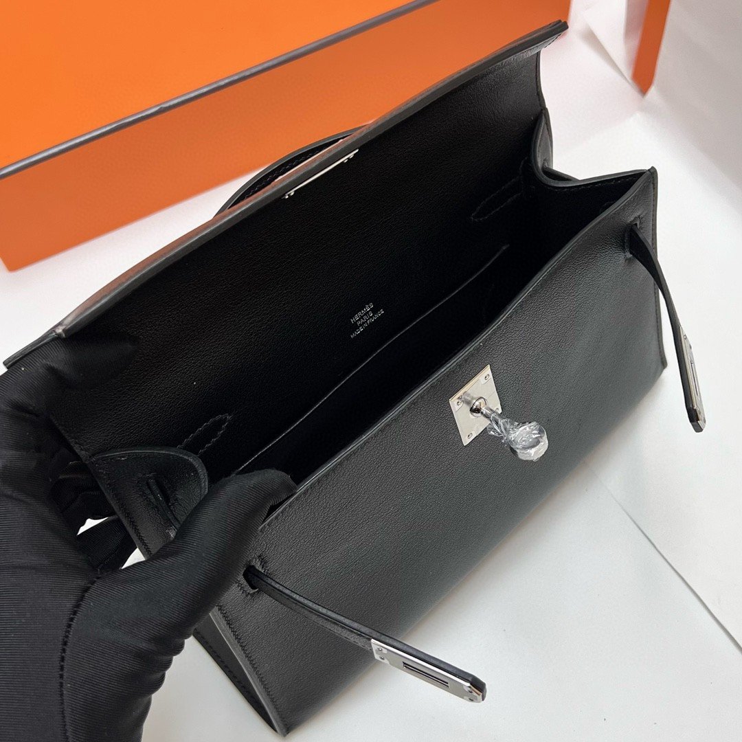 Kelly Pochette 22