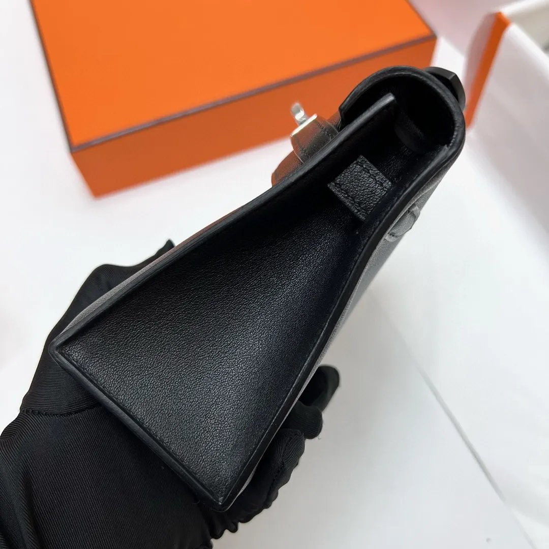 Kelly Pochette 22