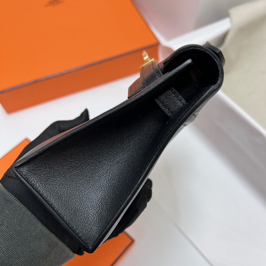 Kelly Pochette 22