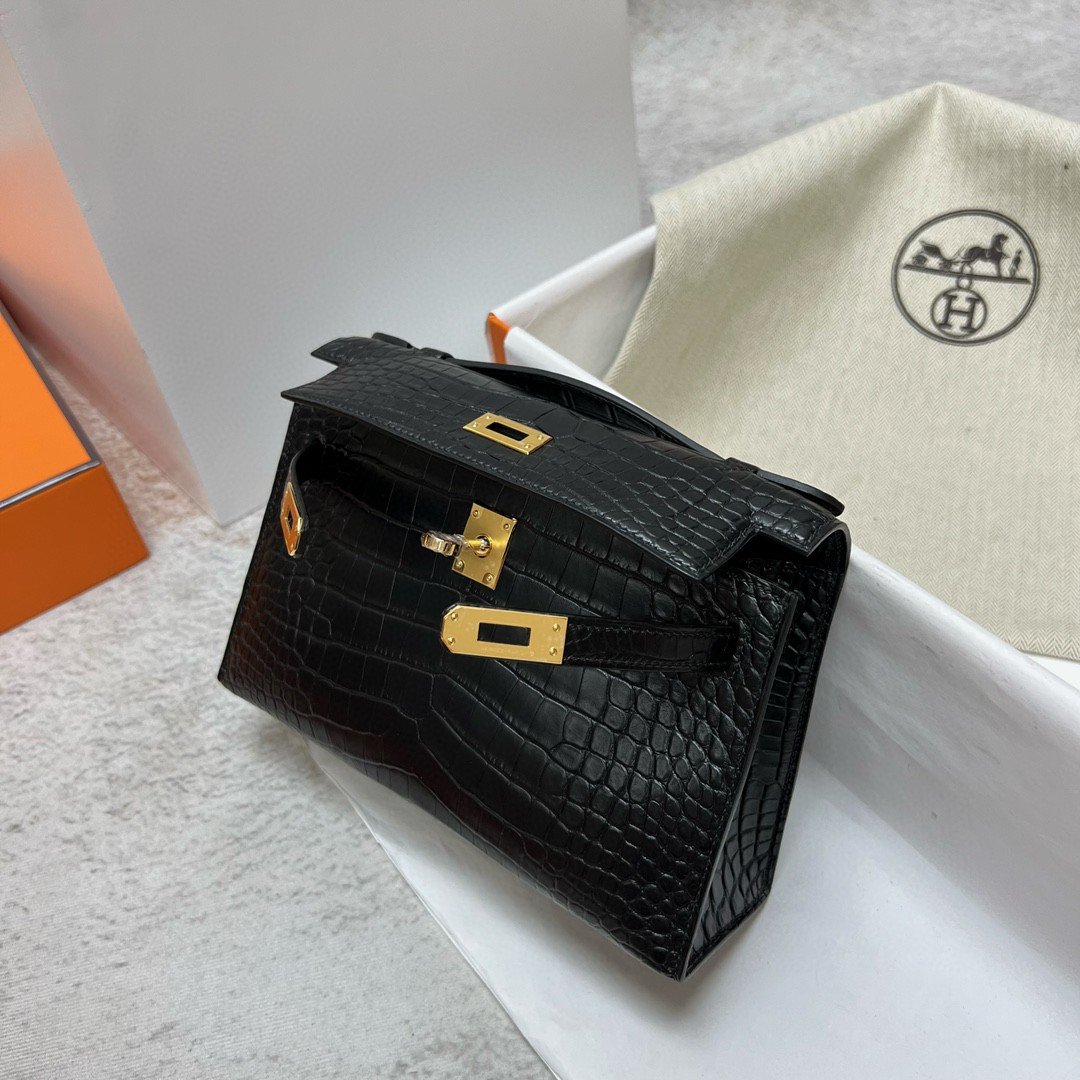 Kelly Pochette 22