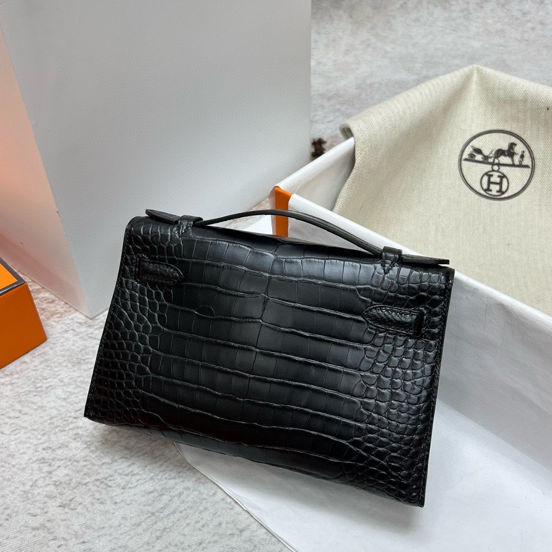 Kelly Pochette 22