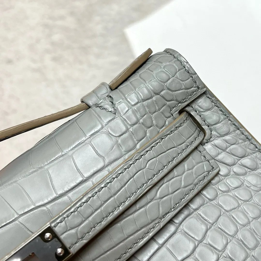 Kelly Pochette 22