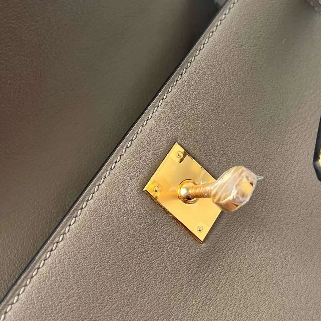 Kelly Pochette 22
