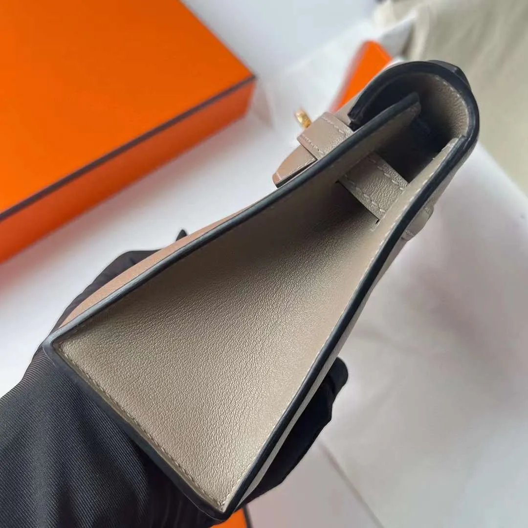 Kelly Pochette 22