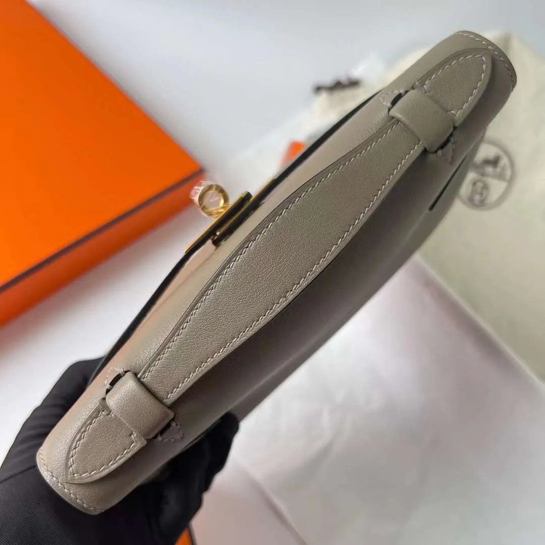 Kelly Pochette 22