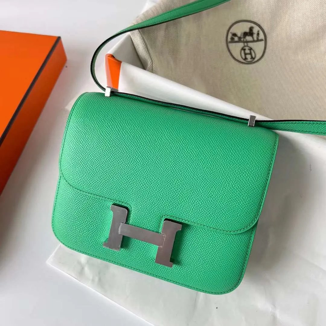 Kelly Pochette 22