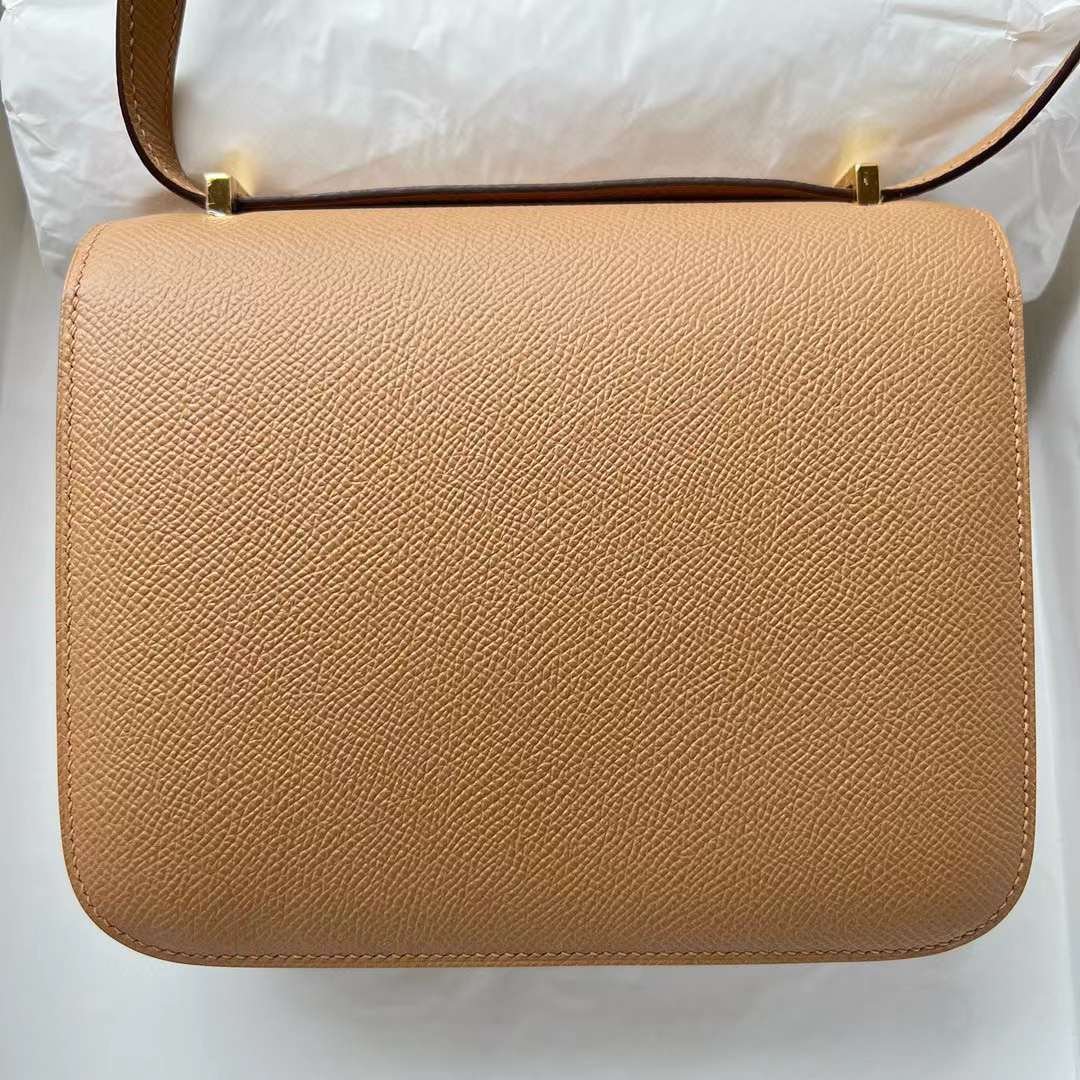 Constance 18