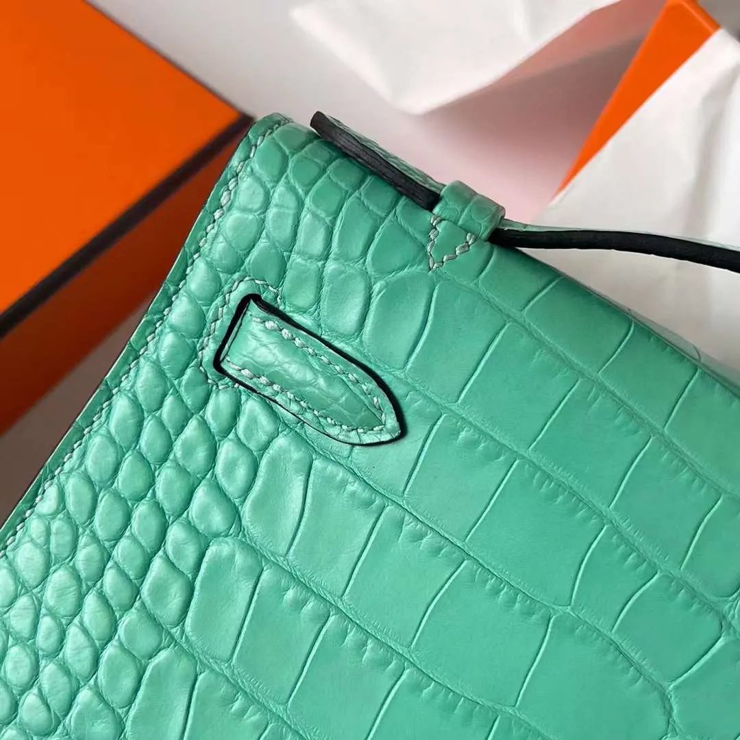 Kelly Pochette 22