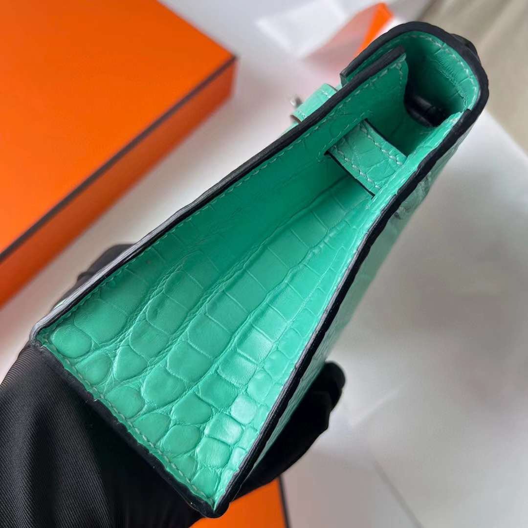 Kelly Pochette 22