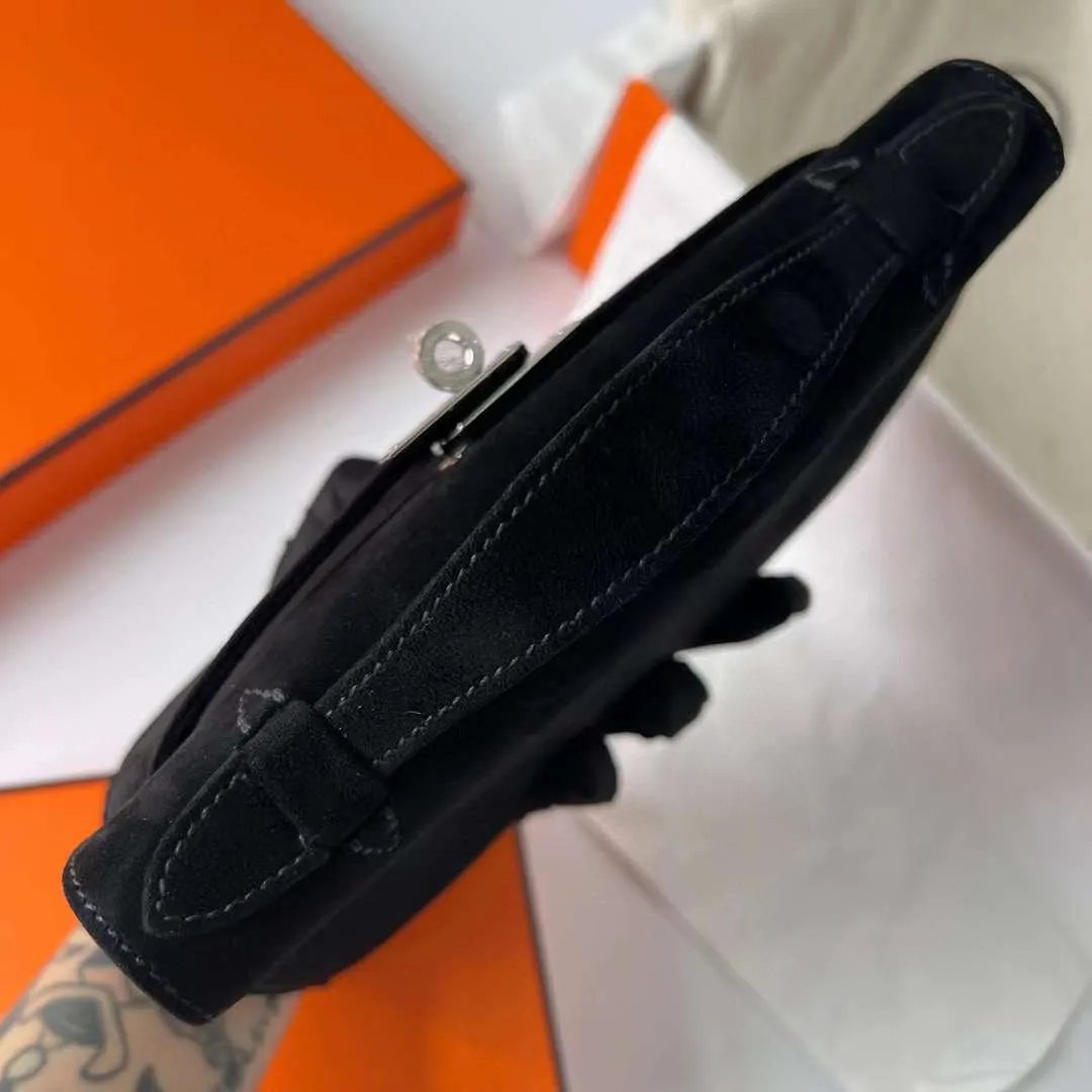 Kelly Pochette 22