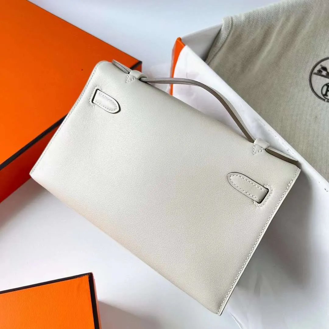 Kelly Pochette 22