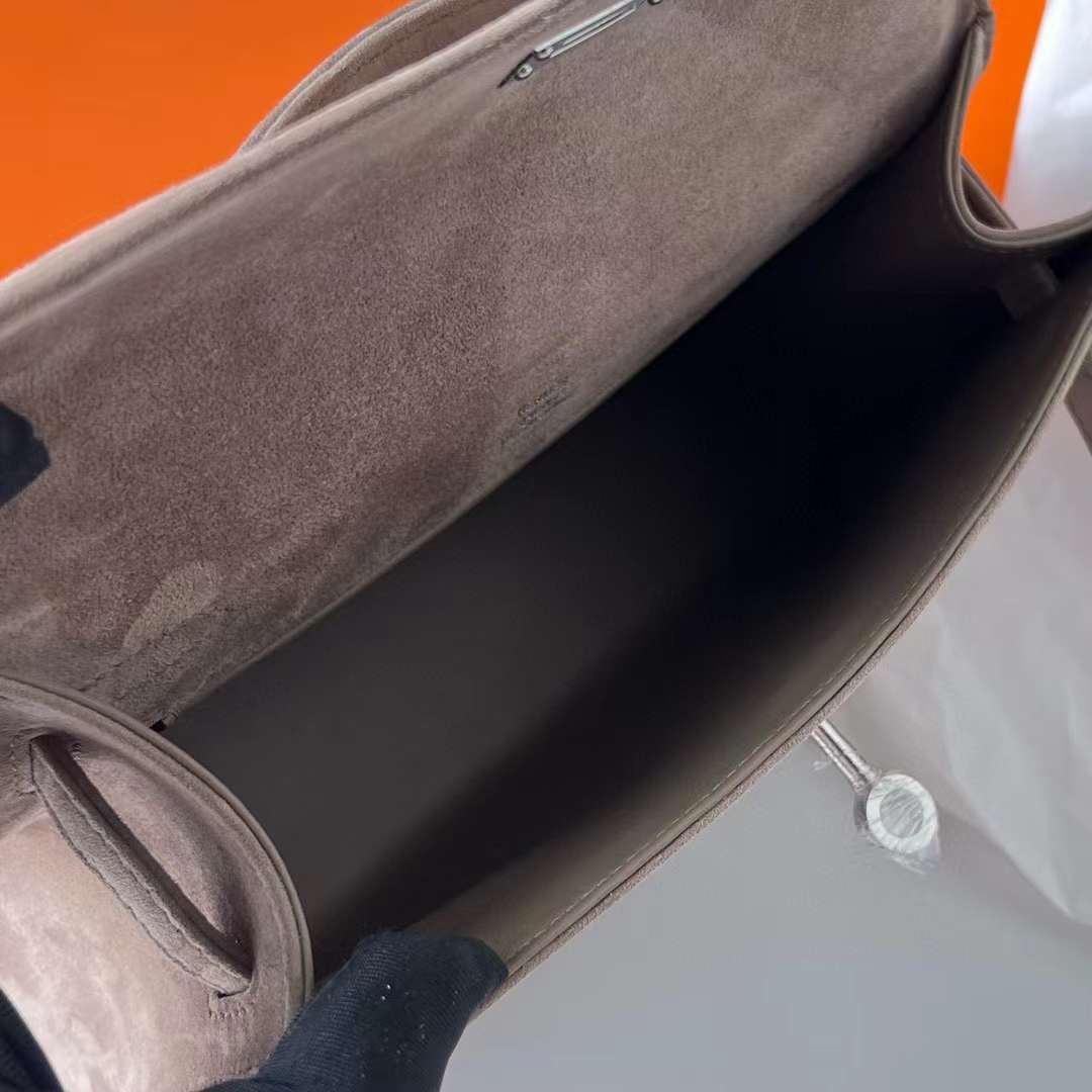 Kelly Pochette 22
