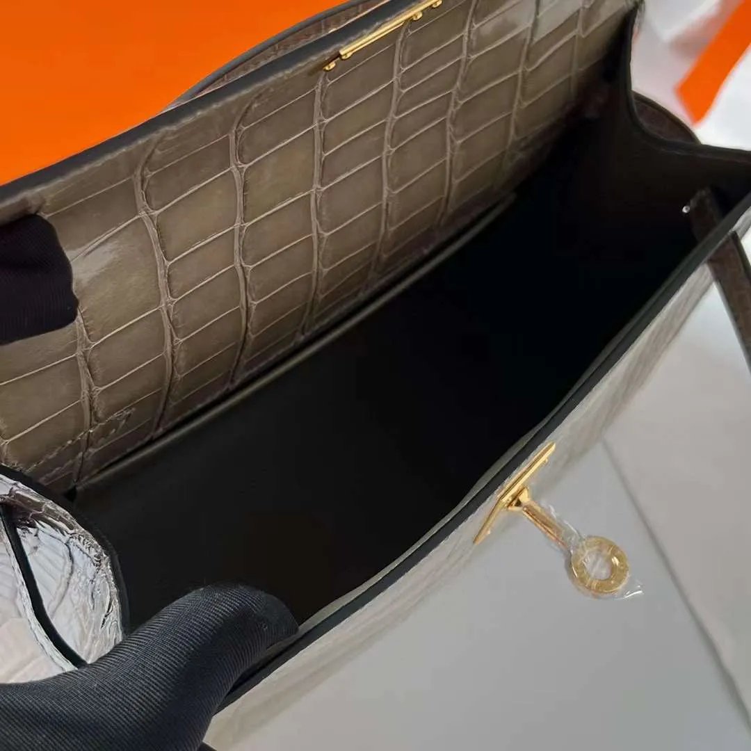 Kelly Pochette 22