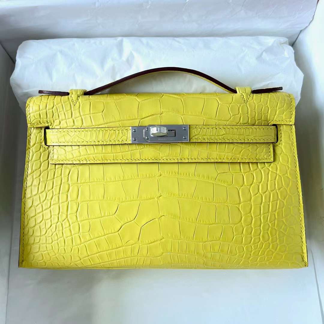 Kelly Pochette 22