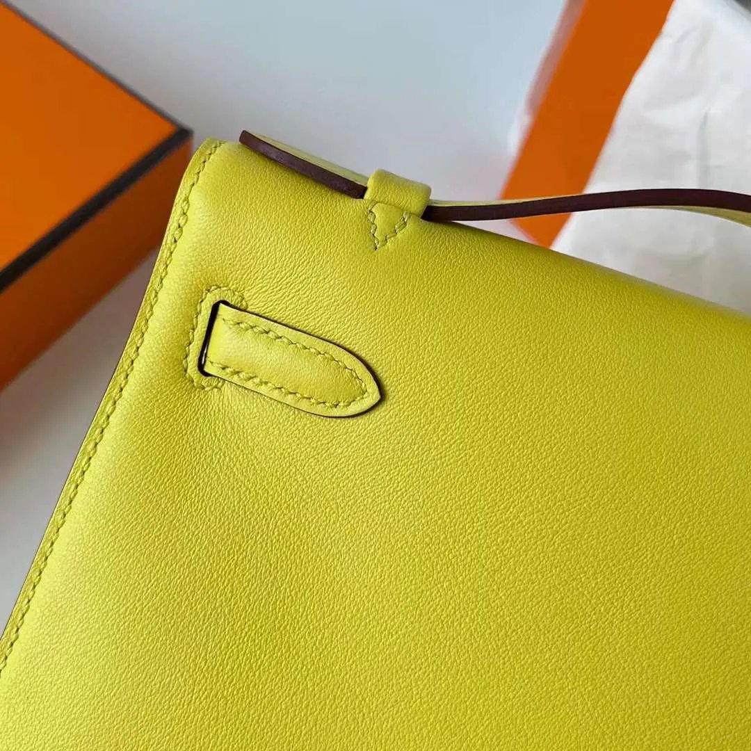 Kelly Pochette 22