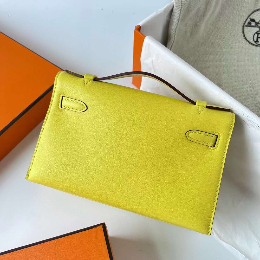 Kelly Pochette 22