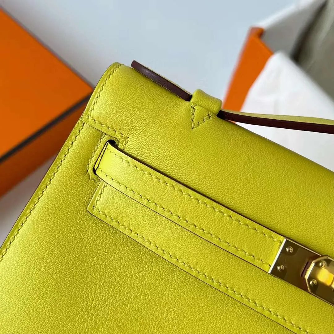 Kelly Pochette 22