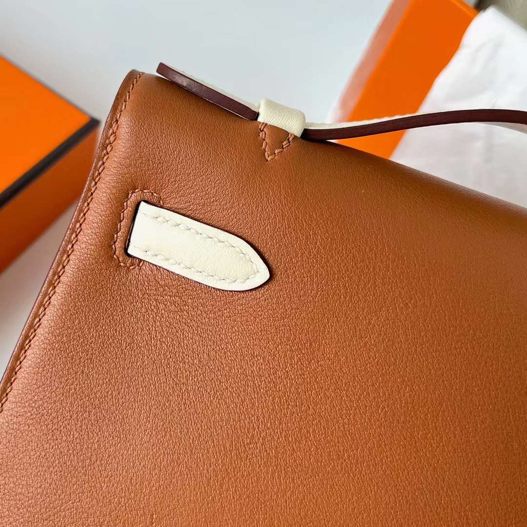 Kelly Pochette 22