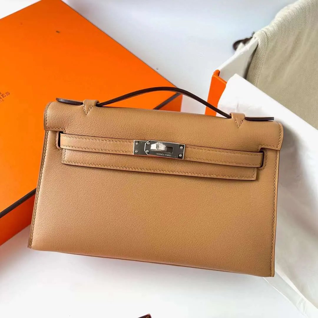 Kelly Pochette 22