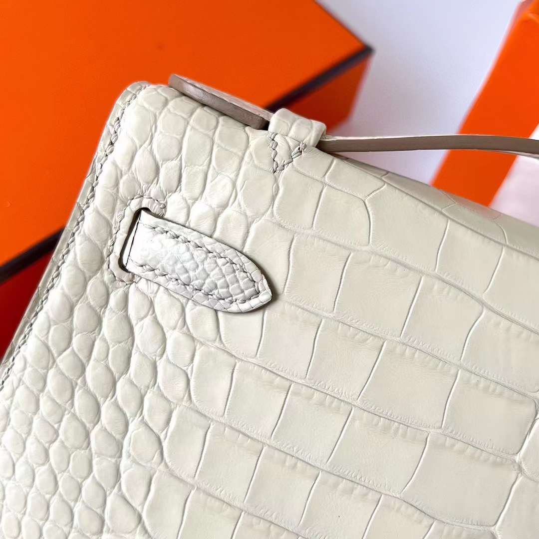 Kelly Pochette 22