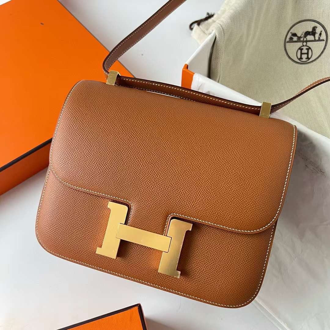 Constance 24