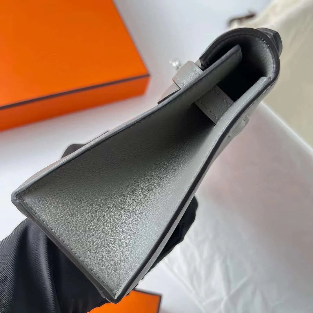 Kelly Pochette 22