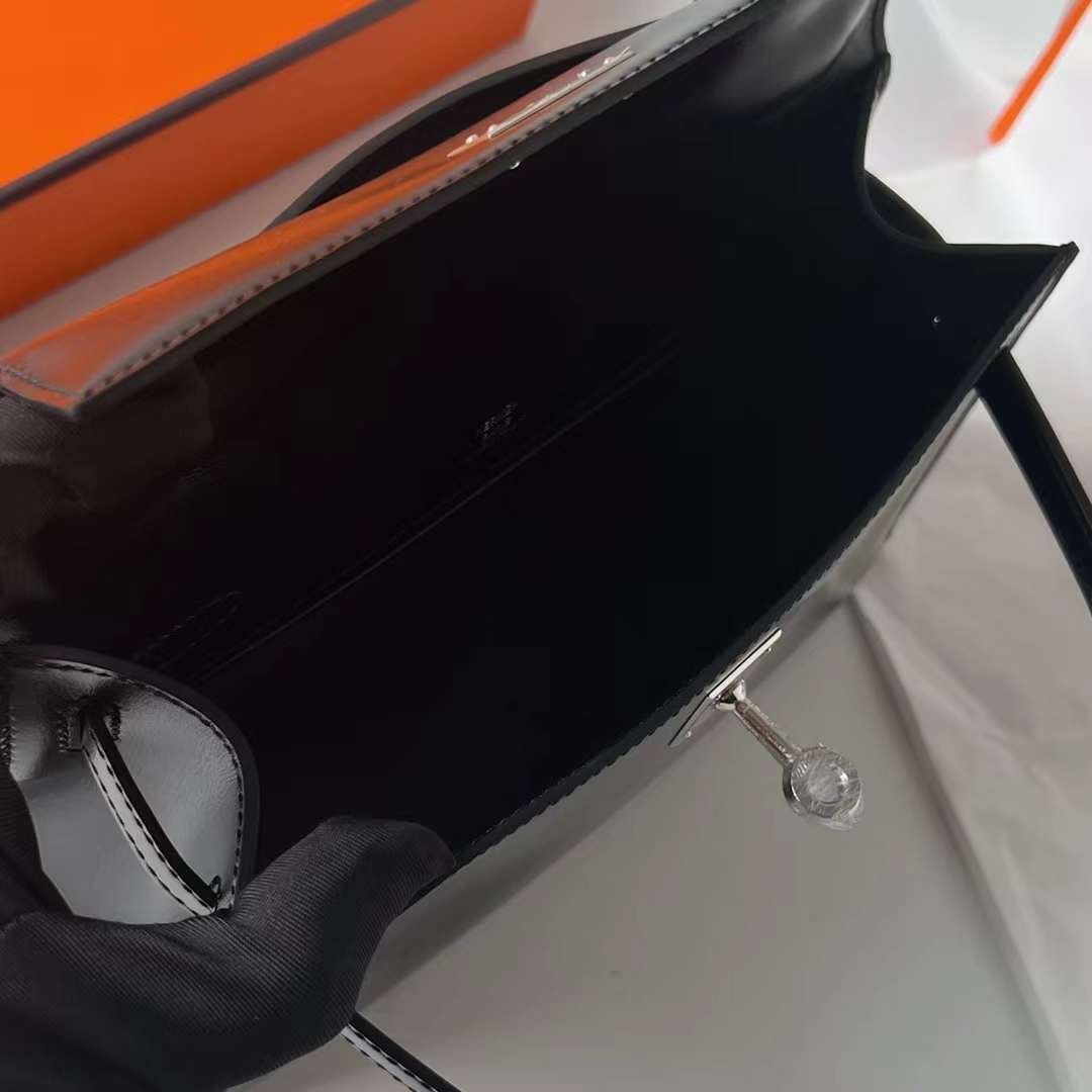 Kelly Pochette 22