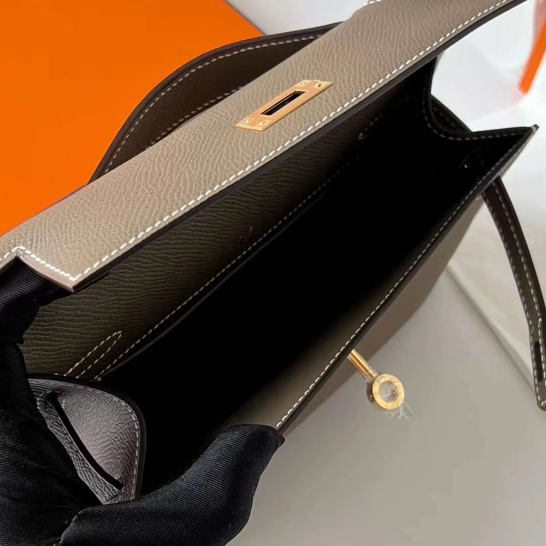 Kelly Pochette 22