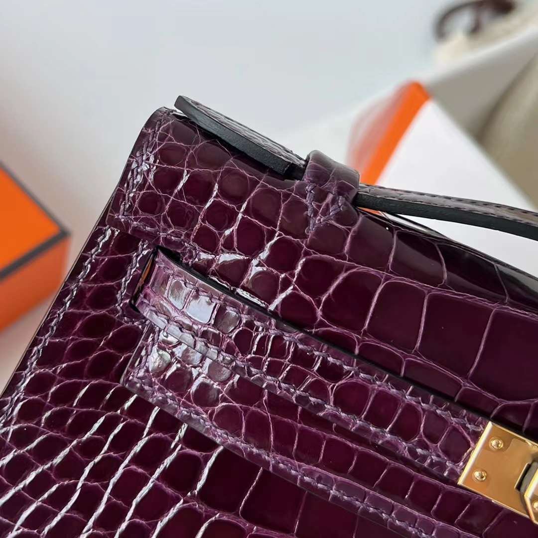 Kelly Pochette 22