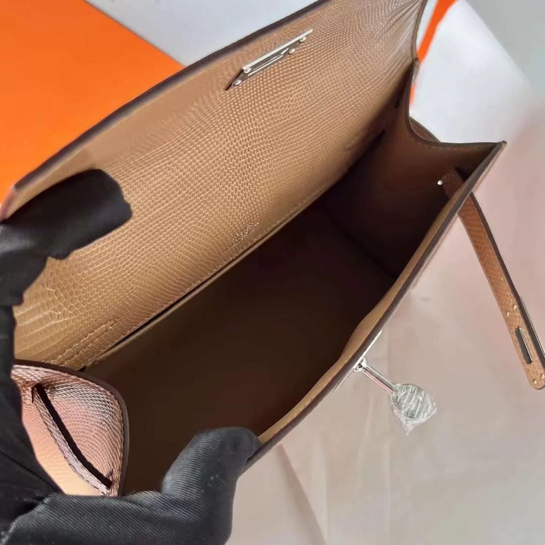 Kelly Pochette 22