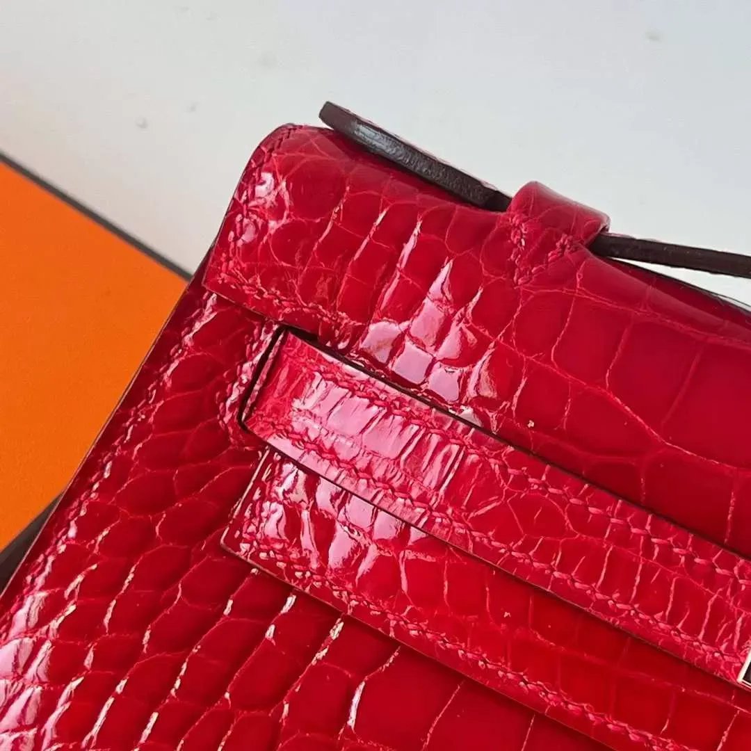 Kelly Pochette 22
