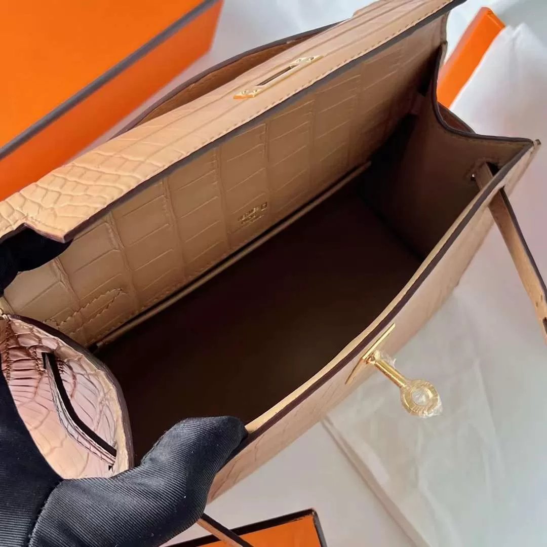 Kelly Pochette 22
