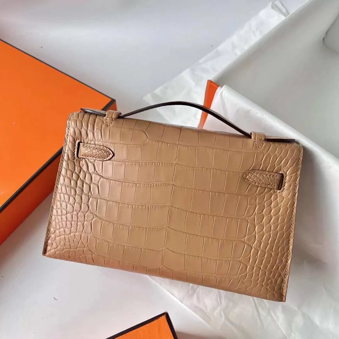 Kelly Pochette 22