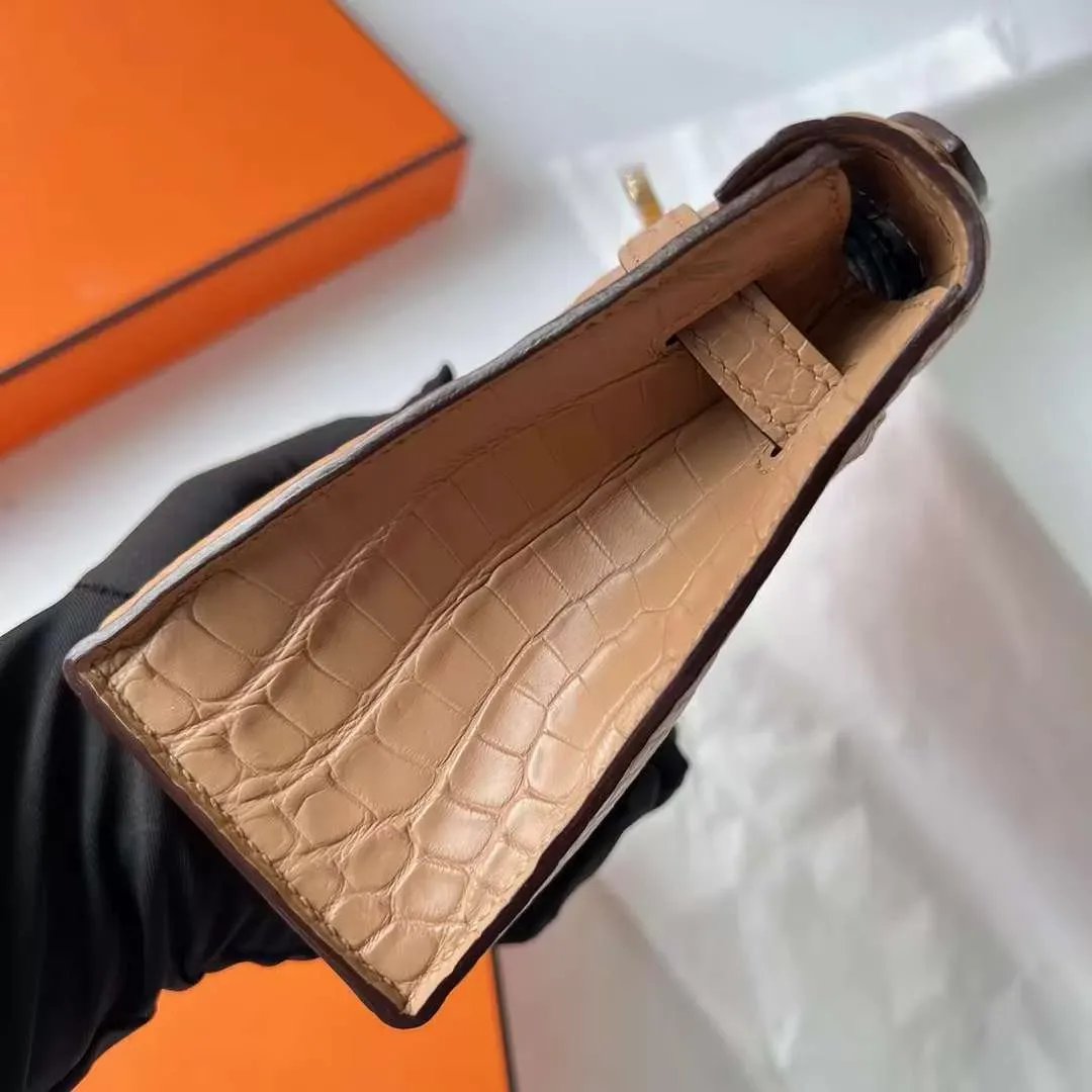 Kelly Pochette 22