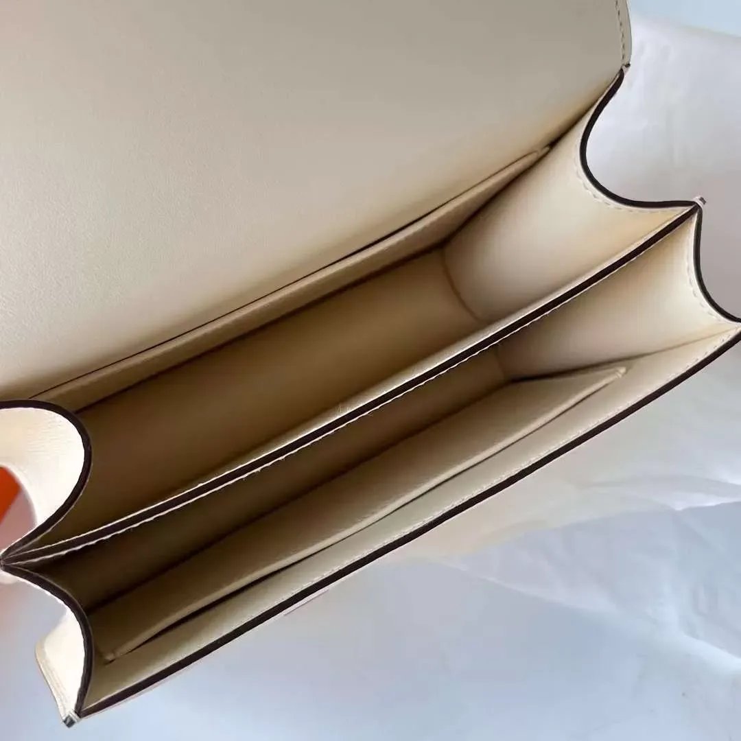 Constance 18