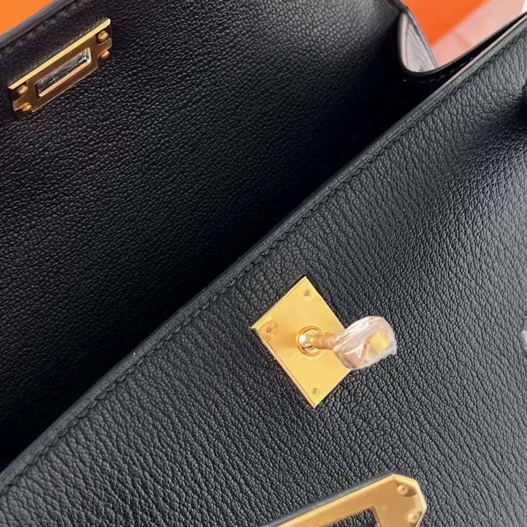 Kelly Pochette 22
