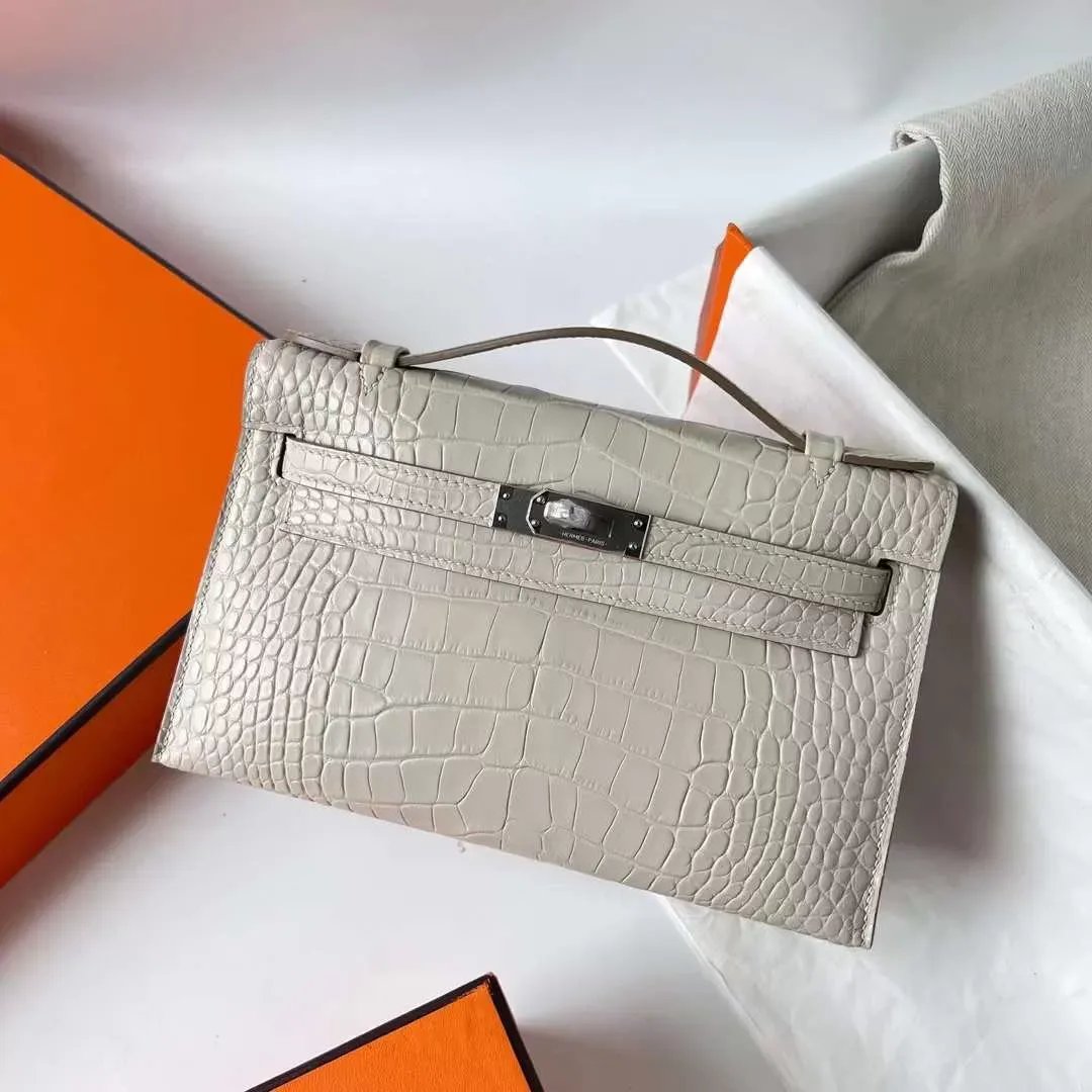 Kelly Pochette 22