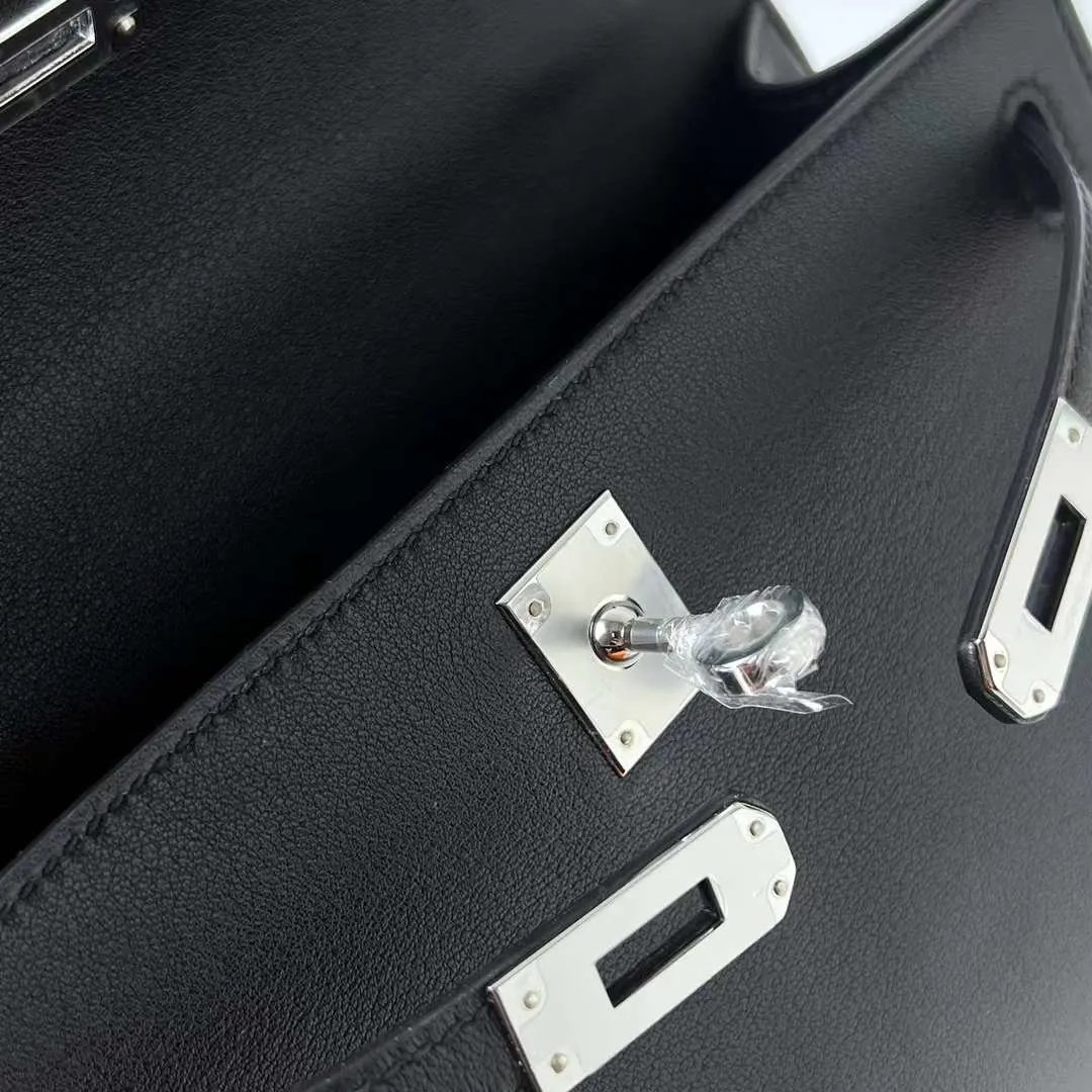 Kelly Pochette 22