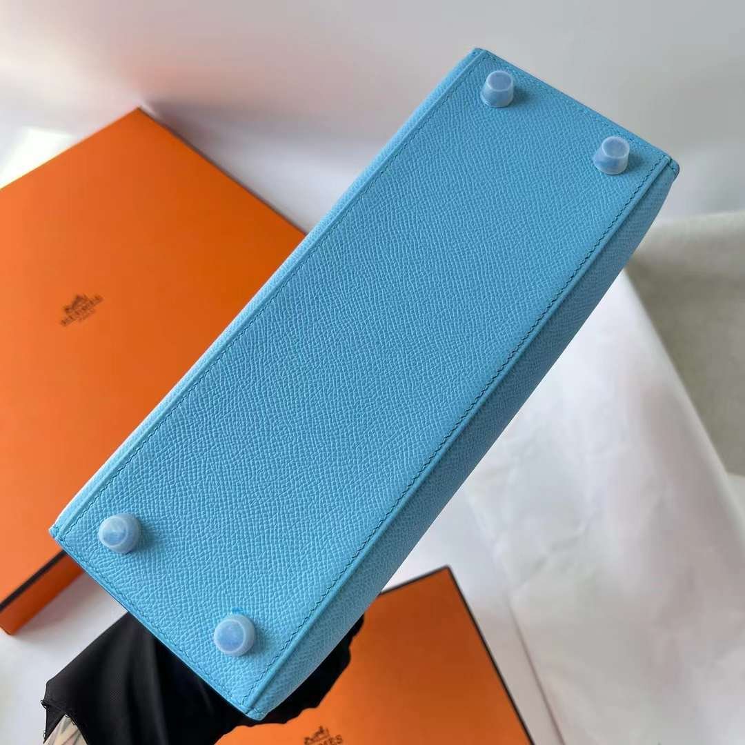 Kelly 25