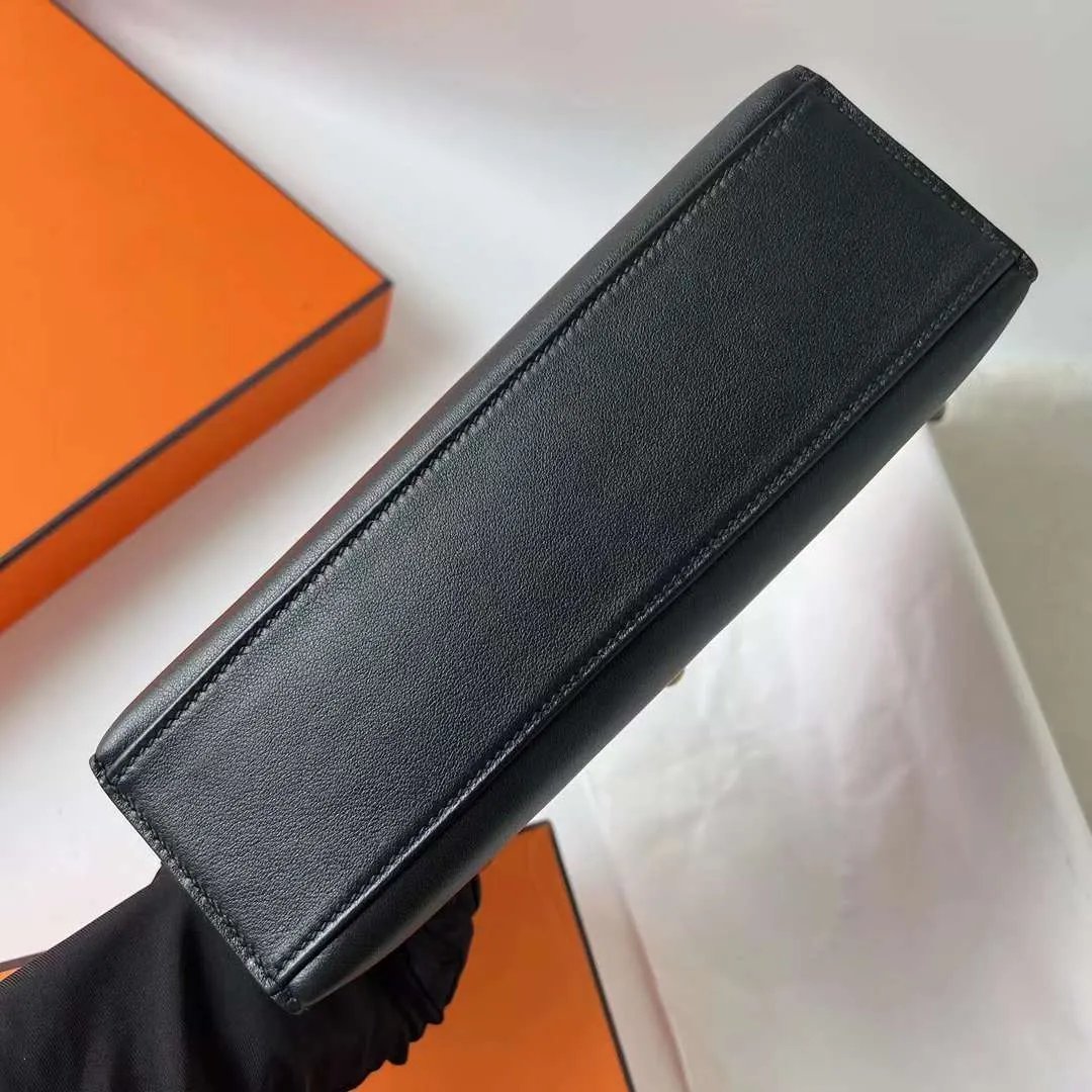 Kelly Pochette 22