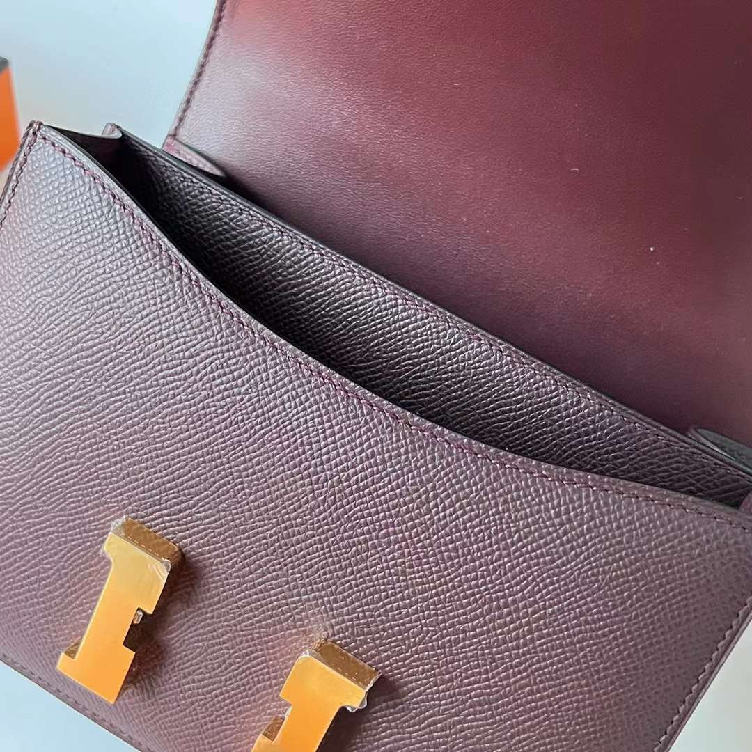 Constance 18