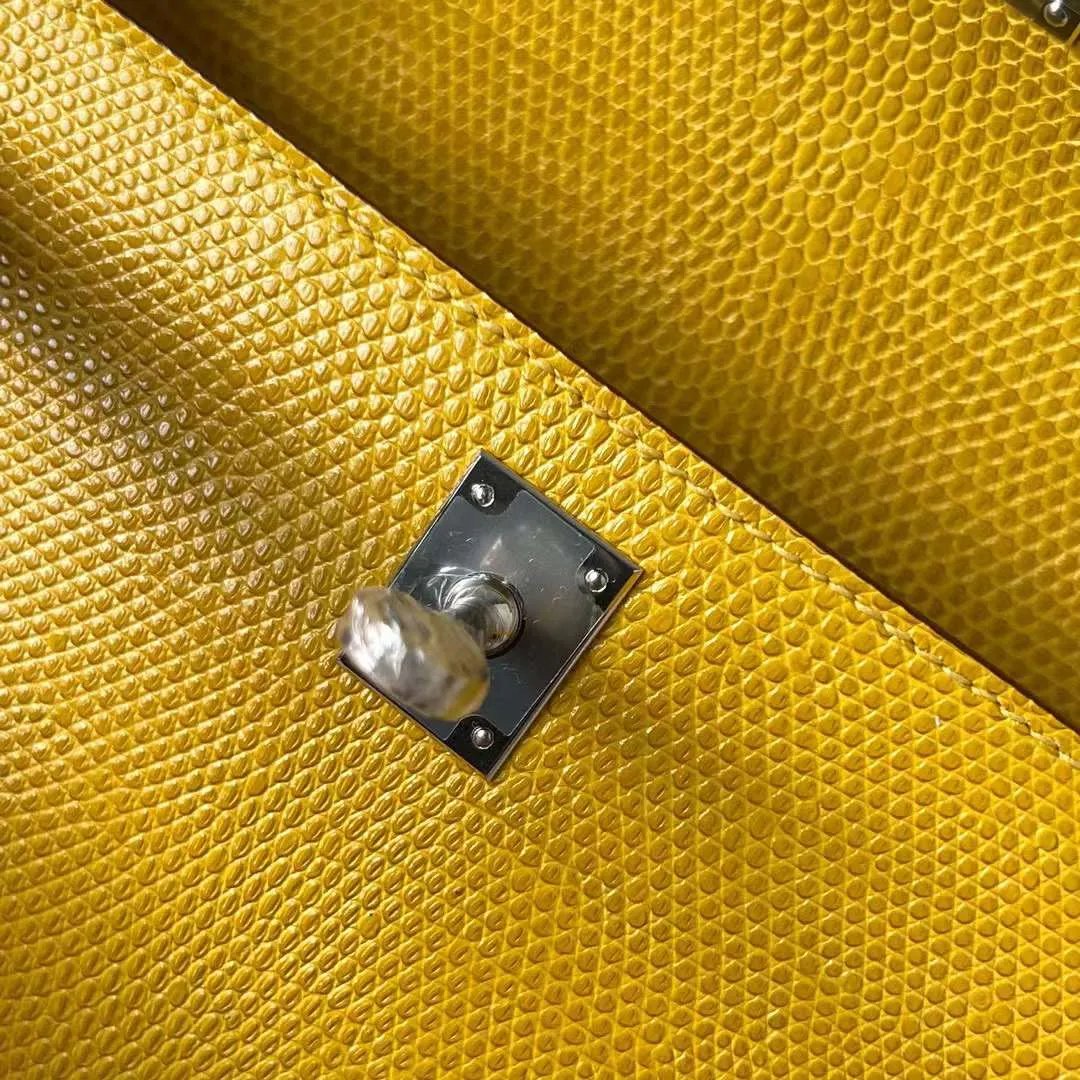 Kelly Pochette 22