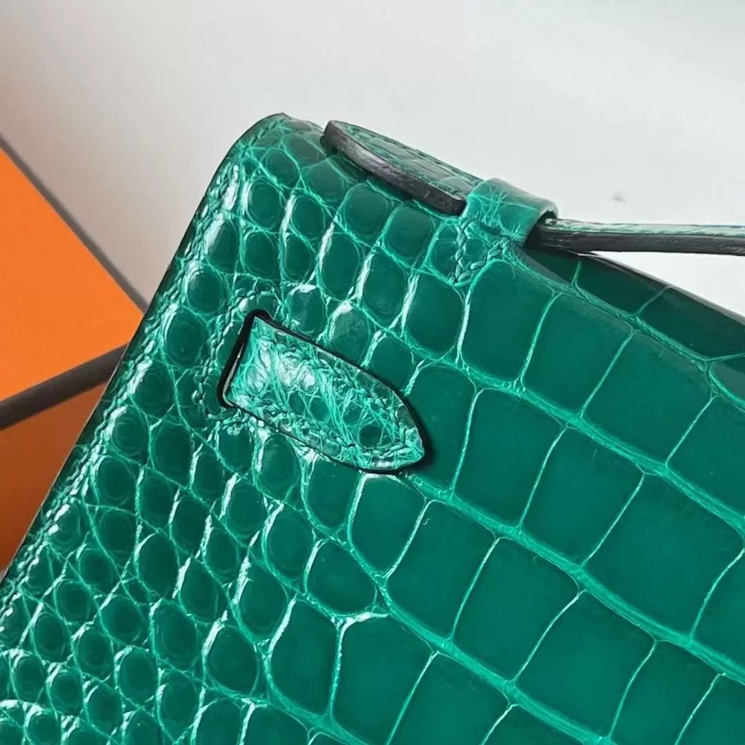 Kelly Pochette 22